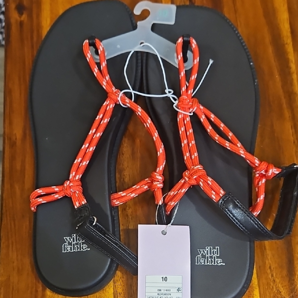 Wild Fable Black Sandals with Red Straps